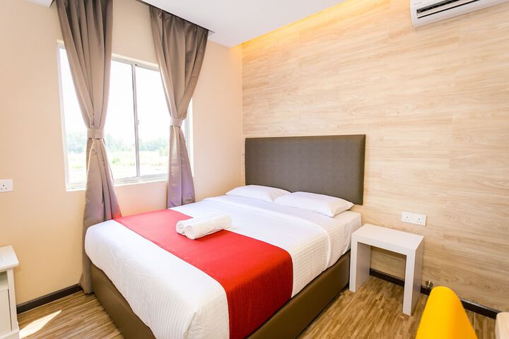 Room 53 of 90