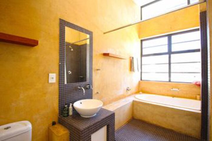 Room 5 of 20