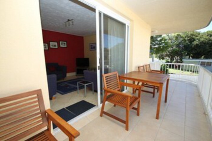 Terrace/Patio 3 of 12