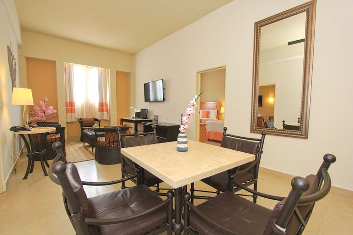 Room 26 of 106