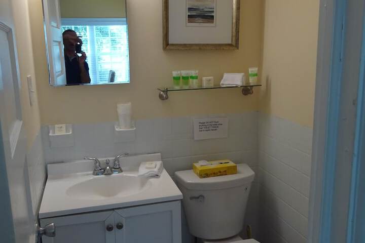 Room 72 of 141