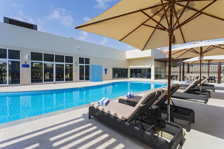 Pool 54 of 128
