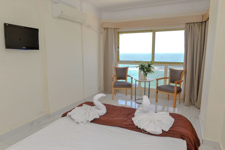 Room 7 of 21