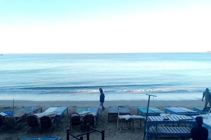 Beach 35 of 53