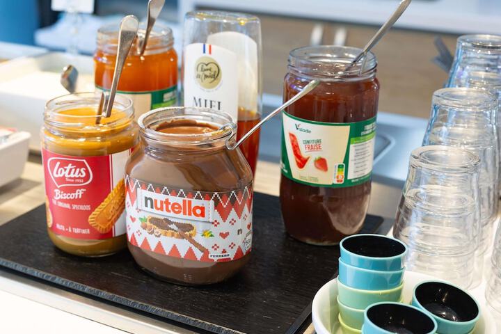 Breakfast/Coffee Service 44 of 54