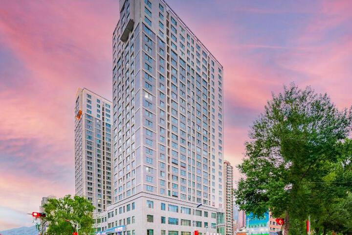 Image of Starway Hotel Xining Limeng Commercial Pedestrain Street