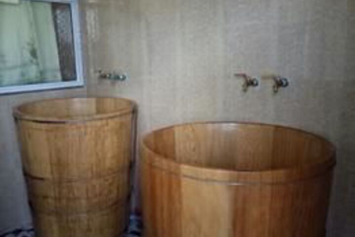 Room 2 of 29