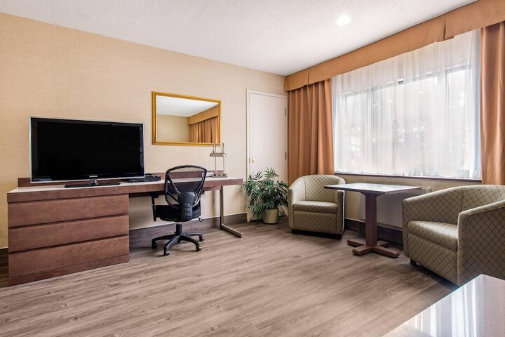 Room 22 of 53
