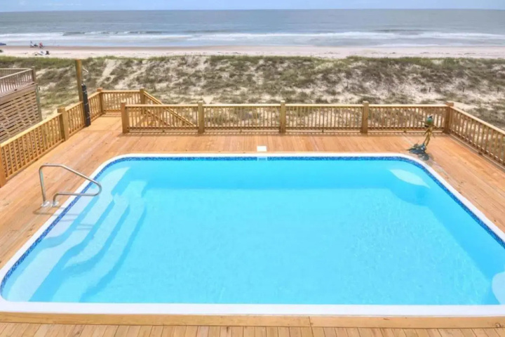 Pool 12 of 20