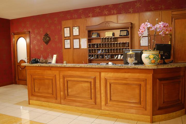Hotel Interior 6 of 87
