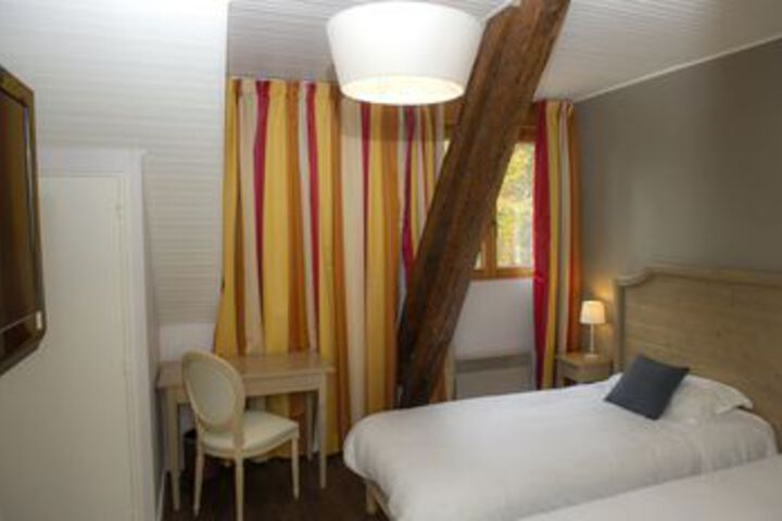 Room 20 of 96