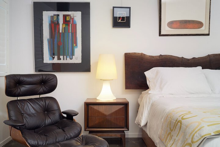 Room 25 of 123