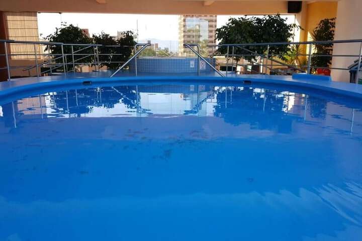 Hotel Pool