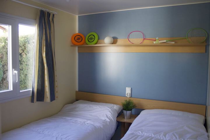 Room 3 of 21