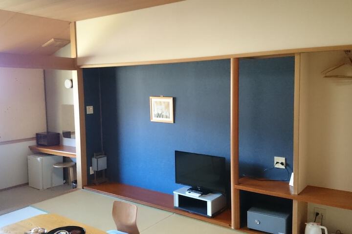 Room 7 of 45
