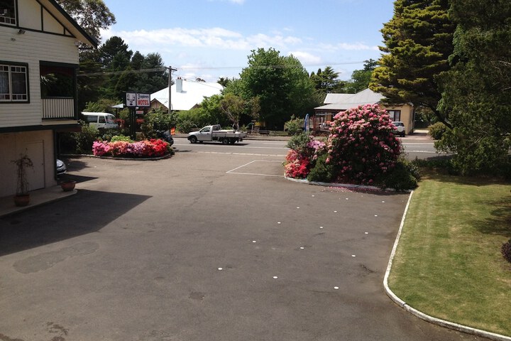 Property Grounds 24 of 30