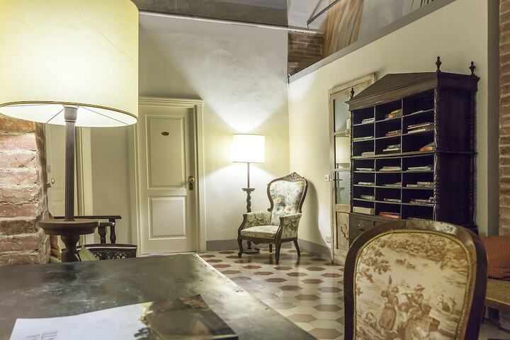 Hotel Interior 2 of 45