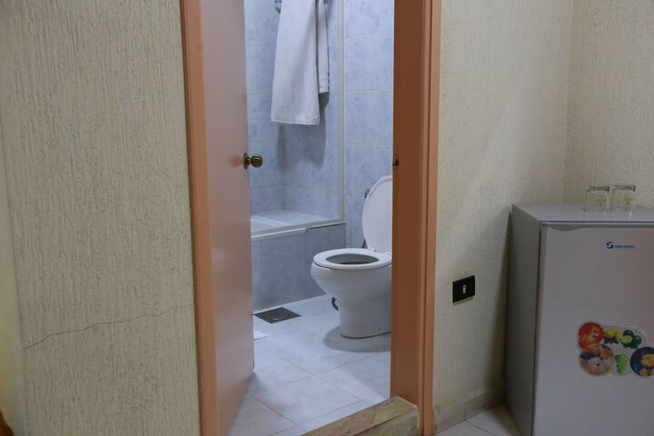 Room 69 of 83