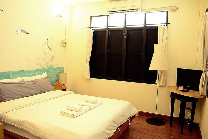 Room 7 of 24