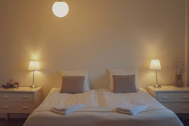 Room 14 of 42