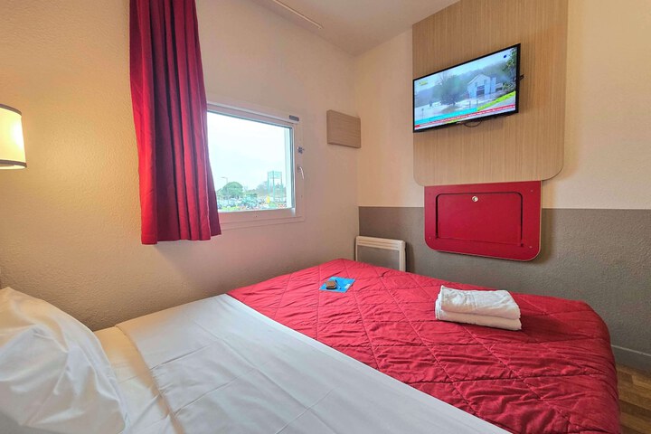 Room 14 of 50