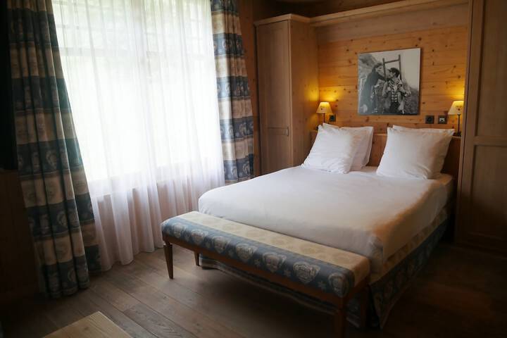 Room 7 of 53