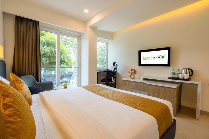 Room 6 of 29