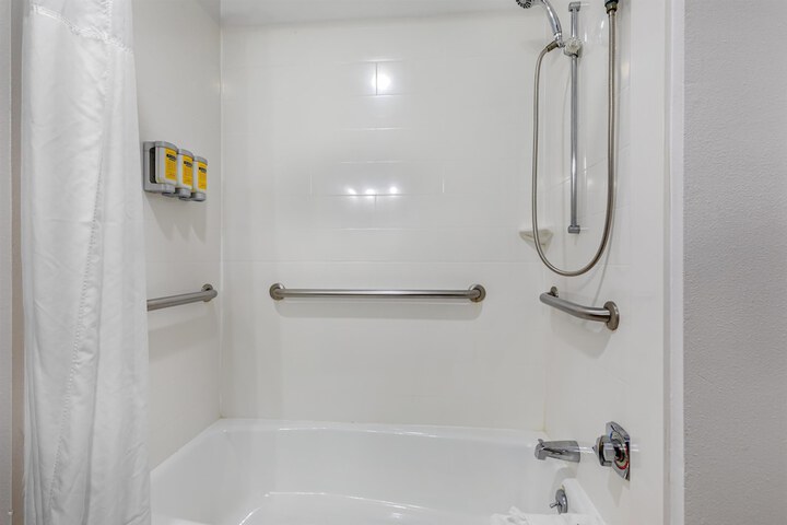 Clean Restrooms