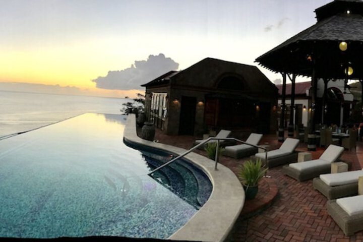 Pool 52 of 108