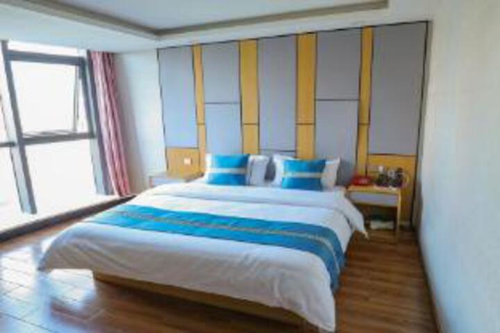 Room 7 of 7