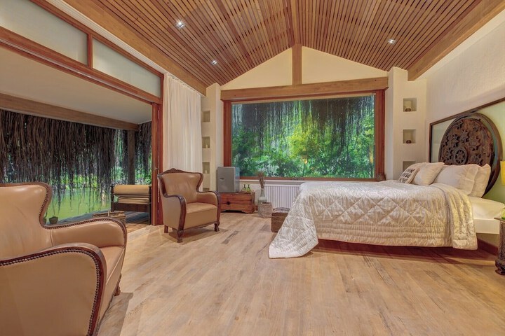 Room 20 of 92