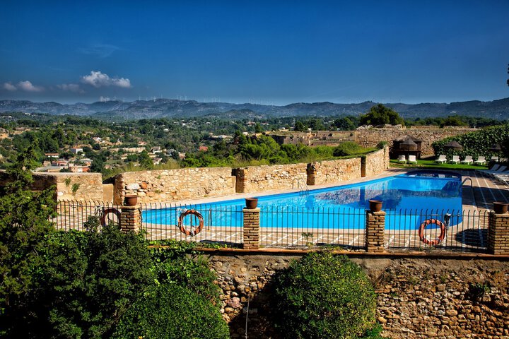 Hotel Pool