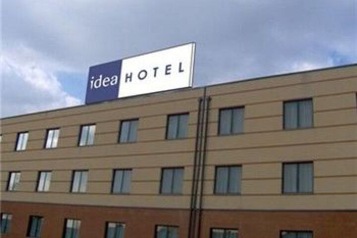Hotel 11 of 43