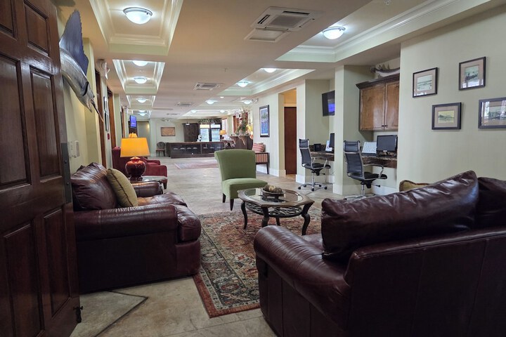 Hotel Interior 6 of 31