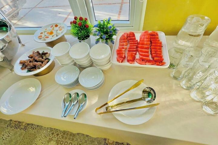 Breakfast/Coffee Service 53 of 72
