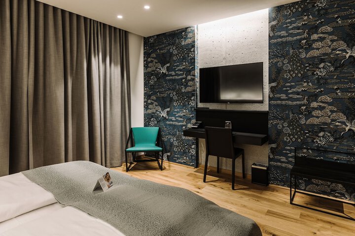 Room 4 of 53