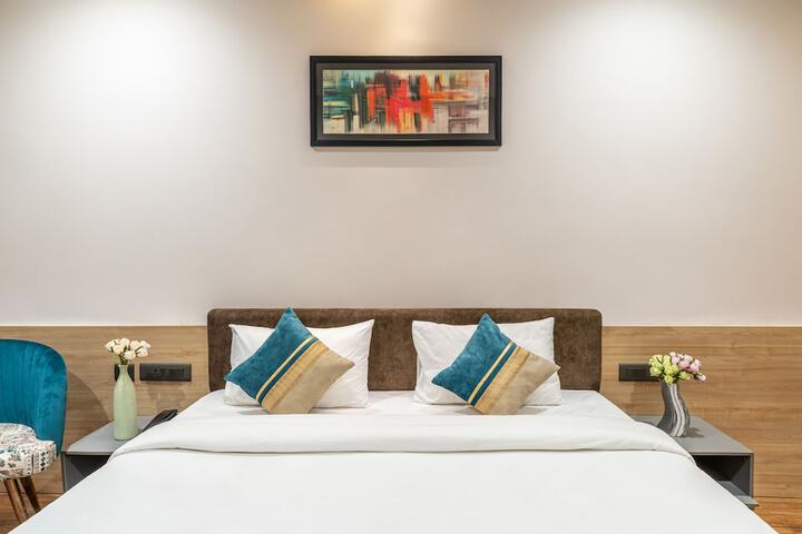 Room 21 of 36