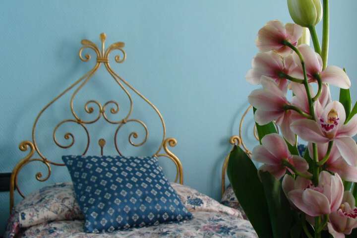 Room 12 of 25