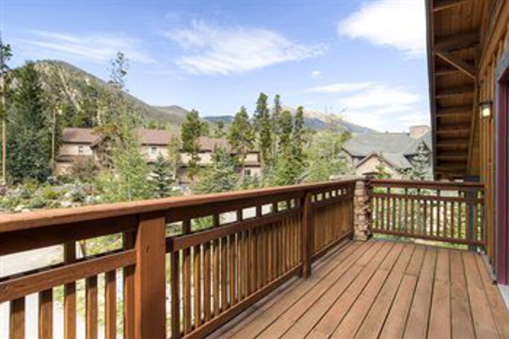 Terrace/Patio 9 of 434
