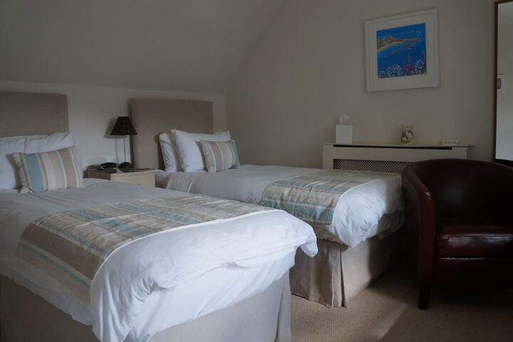 Room 7 of 41