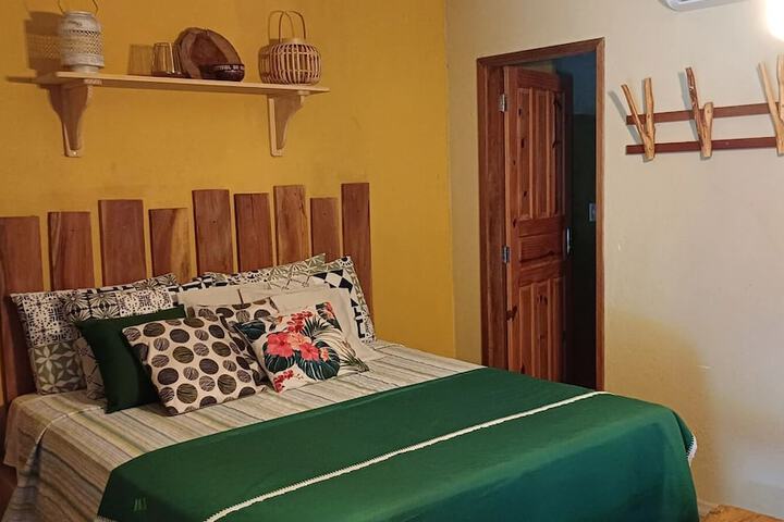 Room 13 of 80