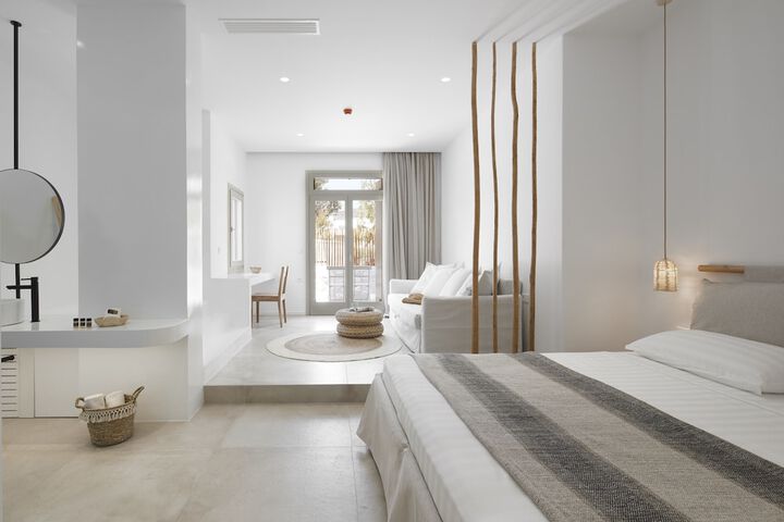 Room 43 of 138