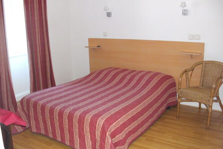 Room 10 of 69