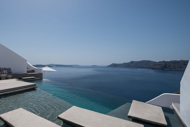 Pool 52 of 68