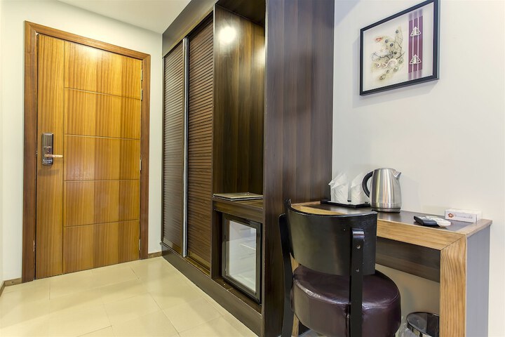 Room 7 of 50