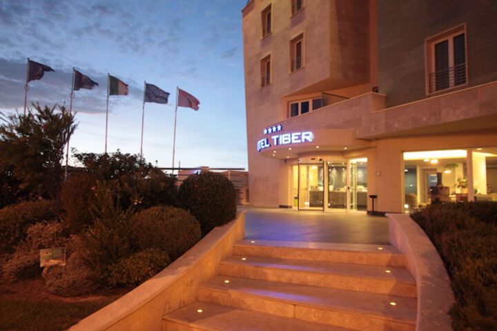 Hotel 60 of 64