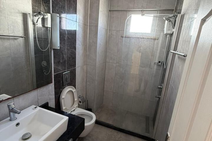 Room 15 of 26
