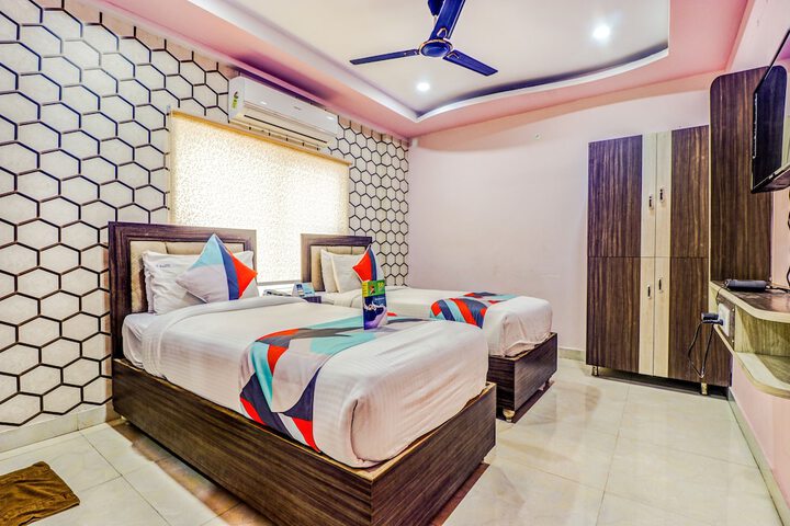 Room 15 of 23