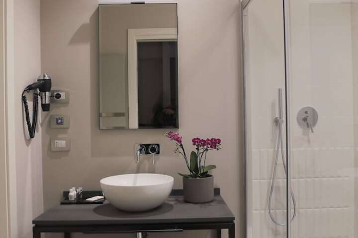 Room 42 of 82