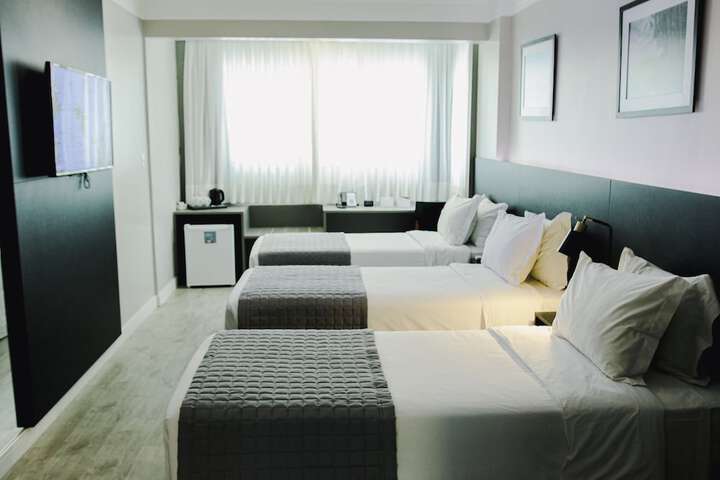 Room 29 of 90